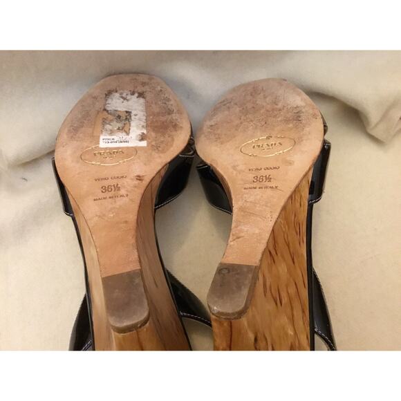 Prada black patent leather slingback wood veneer wedge Peep Toe Sandal - Picture 7 of 7